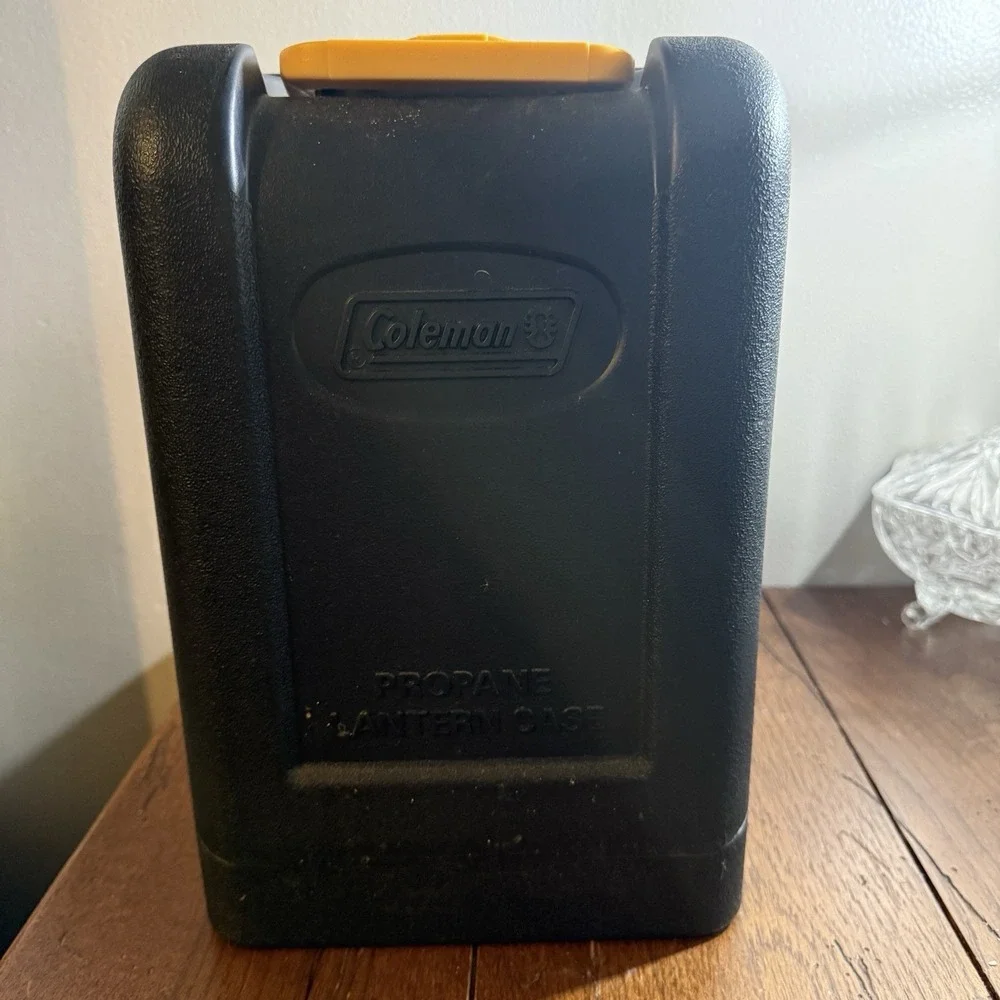 Coleman Deluxe Propane Lantern With Case Portable Camping Light Outdoor‎ US